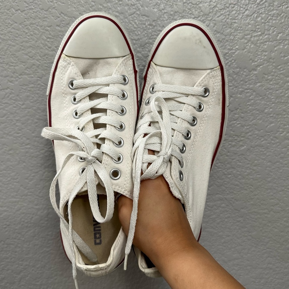 Low top converse
